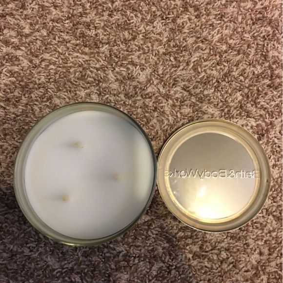 Bath & Body Works Candle